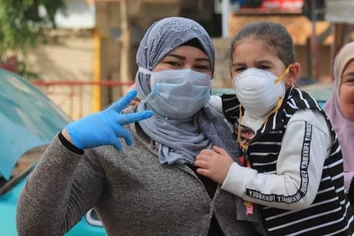 بالزغاريد والبكاء... أهالي بني عبيد بالدقهلية يستقبلون ممرضة وابنتها بعد تعافيهم من كورونا