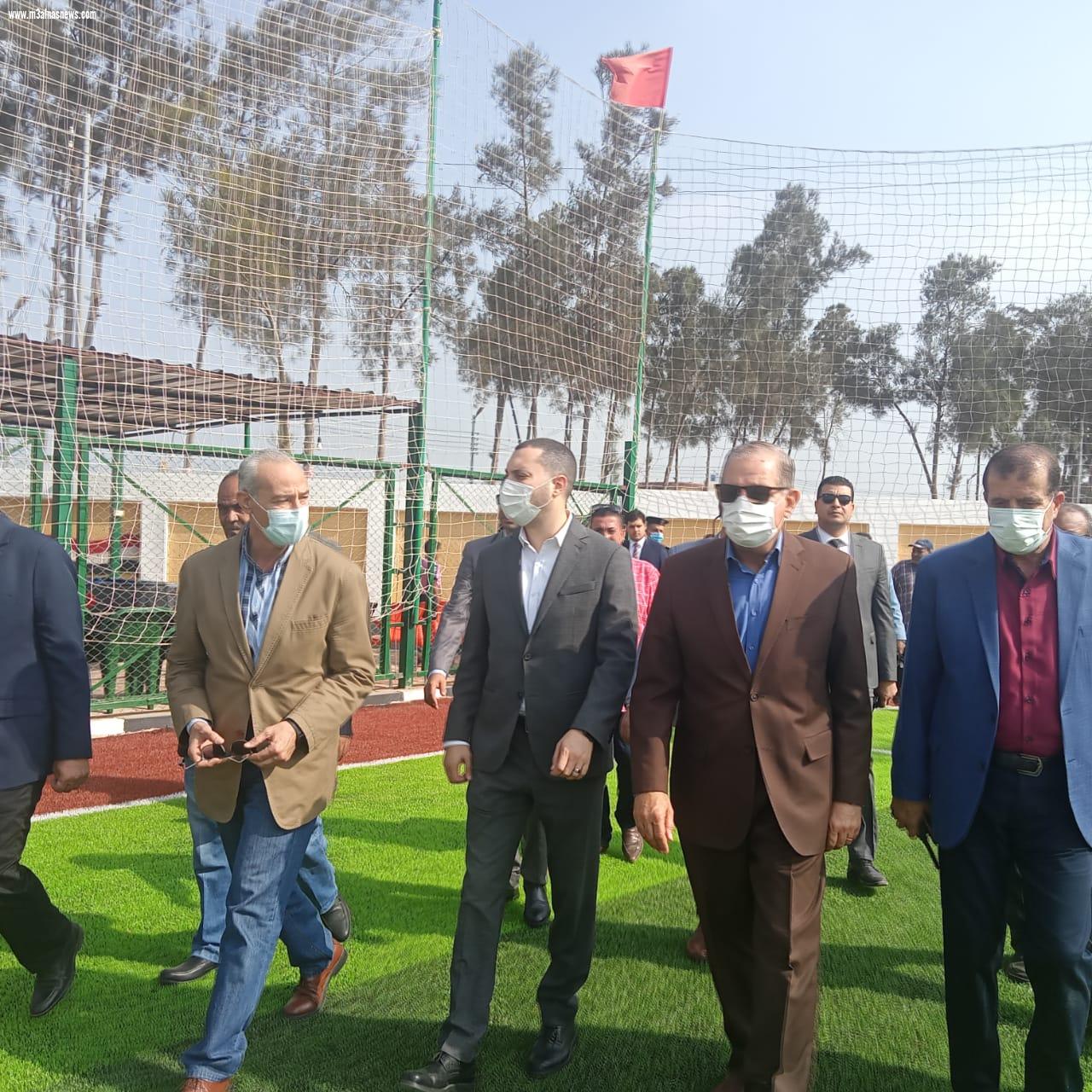 محافظ كفر الشيخ يفتتح “ملعب قانونى” بمركز شباب بسيدى غازى بتكلفة 200 ألف جنيه