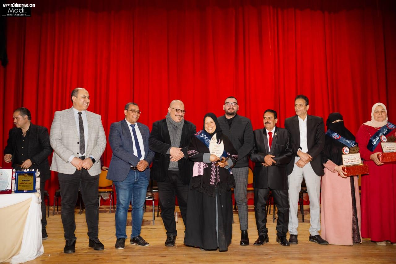 بالصور تكريم 97 طبيبا وأم مثاليه فى الحفل السنوى لمركز الكبد بكفر الشيخ