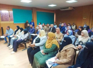  وكيل وزارة الصحة بكفرالشيخ يناقش آلية تطبيق اللائحة الجديد