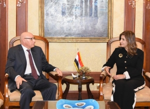 وزيرة الهجرة..تستعرض جهود الوزارة في الاستحقاقات الدستورية وملف المصريين بالخارج والهجرة غير الشرعية
