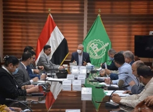 محافظ القليوبية يعقد اجتماعا بشأن مشروعات قطاع الصحة بمبادرة حياة كريمة بشبين القناطر