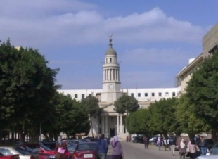 رئيس جامعة القاهرة : مؤسسة قصر العيني تدعم مستشفيات الجامعة لمكافحة فيروس كورونا