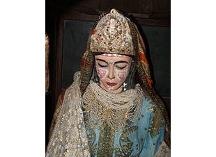 سمية مدغري علوي تكتب عن اللباس التقليدي المغربي