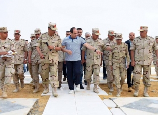 السيسي يتفقد سير العمل بمشروعات العاصمة الإدارية الجديدة.. 