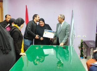 وكيل تعليم كفر الشيخ يكرم الأمهات  المثاليات بالإدارات التعليمية