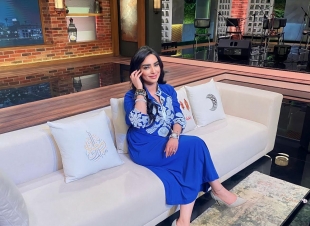 هبة عبد العزيز تناقش قضية 