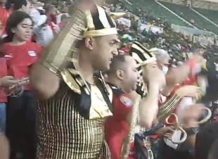 تهزم الكاميرون ???????? و تصعد مصر الى نهائي كاس الامم الإفريقية