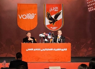 الاهلي يوقع اتفاقية شراكة مع «ڤاليو»
