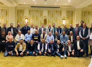 لجنة الخمسين تطالب بالتتسيق مع السلطات السعودية لإعادة رحلات العمرة