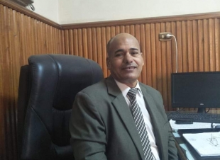 الزميل السيد شحاتة يهنىء ... المستشار صلاح محمد طه بإفتتاح مكتب محماه