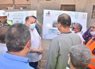 محافظ أسيوط يلتقي رئيس هيئة الأبنية التعليمية لمناقشة الموقف التنفيذي لمشروعات المبادرة الرئاسية حياة كريمة والمشروع القومي لتطوير الريف المصرى