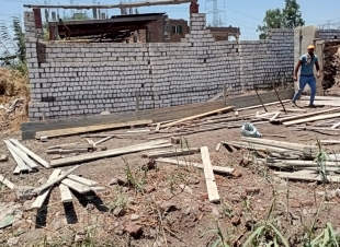 إزالة حالتي تعدي وبناء مخالف بمسير وسيدي غازي بكفر الشيخ